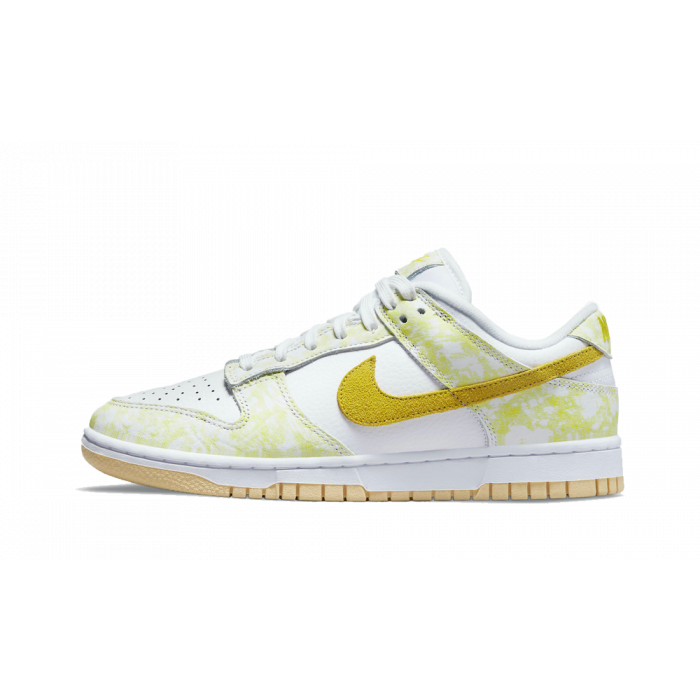 De Nike Dunk Low Yellow Strike - DM9467-700 - www.littlelegends.nl