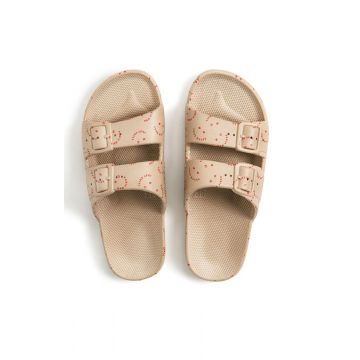 Freedom Moses slippers love rules www.littlelegends.nl