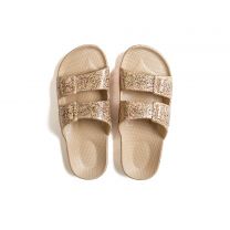 Waterbestendige, milieuvriendelijke Freedom Moses Celeste Sands slippers beige met glitter voor meisjes