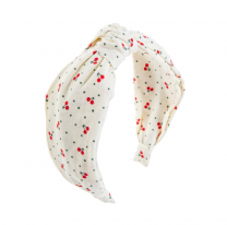 SWEET CHERRY KNOOP HAARBAND, witte haarband met kersen print, handgeknoopte haarband. www.littlelegends.nl