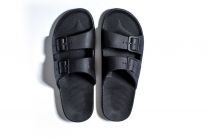 Waterbestendige, milieuvriendelijke Freedom Moses slippers zwart, verkrijgbaar in maat 26/27 t/m 44/45.