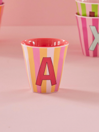 Rice middelgrote melamine beker gestreept roze alfabet letter A
