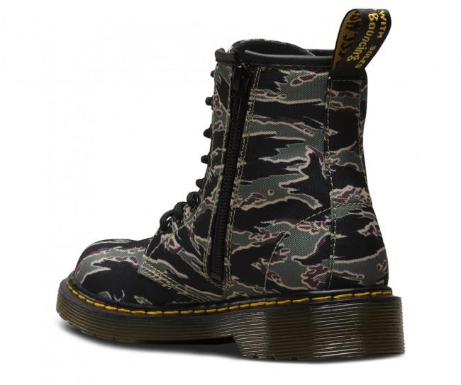 Deuk restjes kop DR. MARTENS